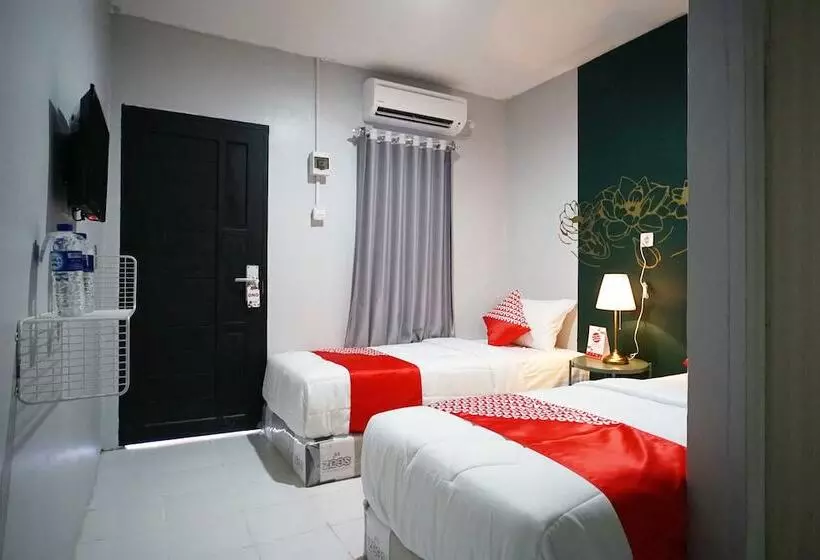 Hotelli Reddoorz At Sani Guest House Balikpapan