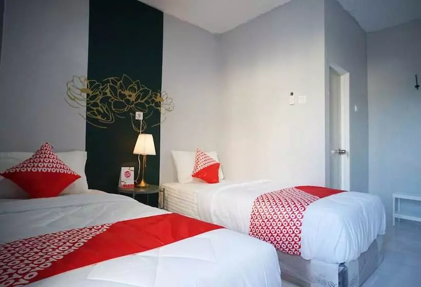 Hotelli Reddoorz At Sani Guest House Balikpapan