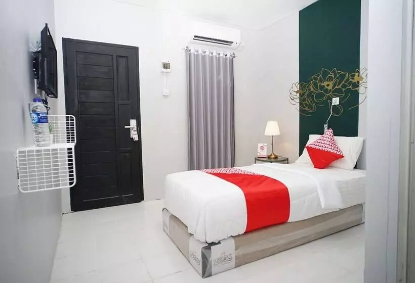 Hotelli Reddoorz At Sani Guest House Balikpapan