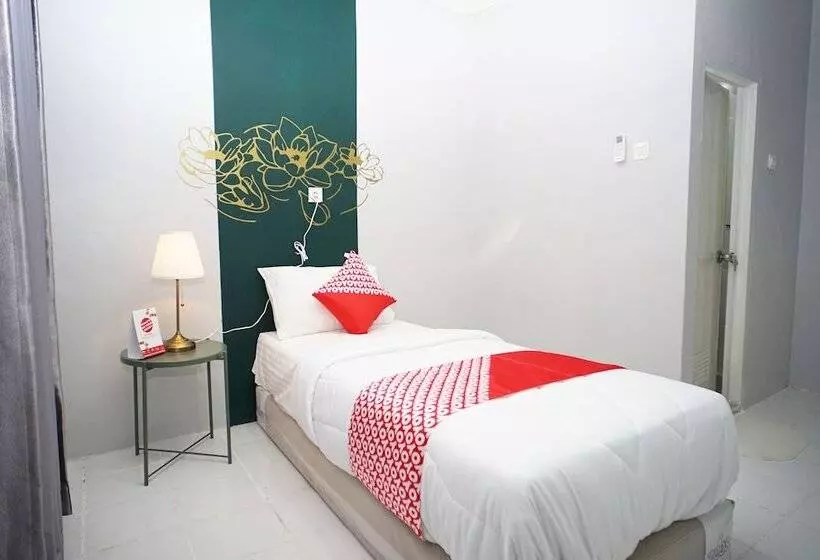 Hotelli Reddoorz At Sani Guest House Balikpapan