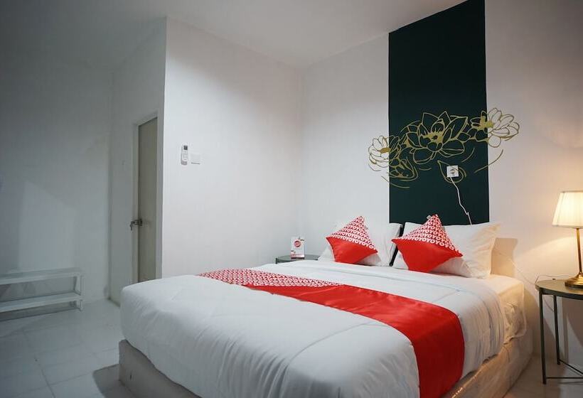 فندق Reddoorz At Sani Guest House Balikpapan
