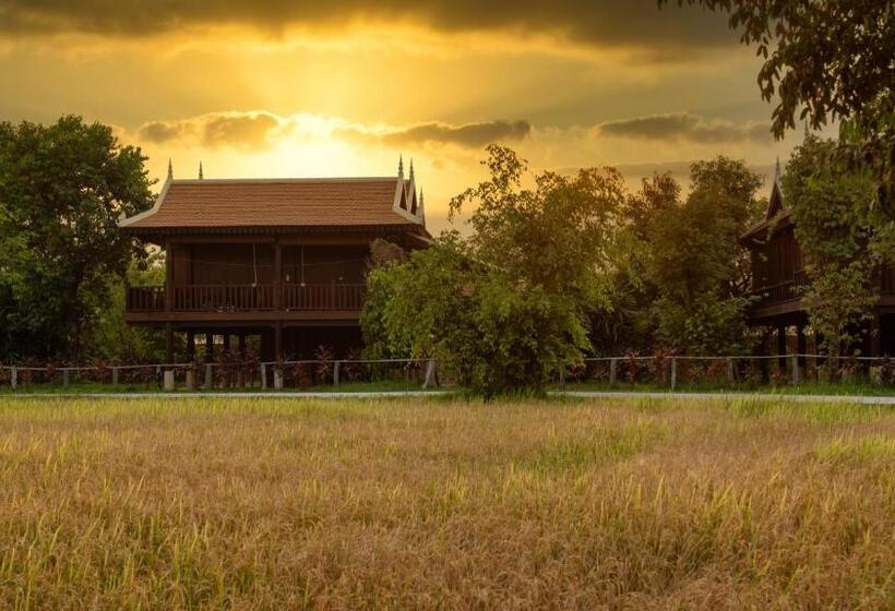 אתר נופש Mane Hariharalaya