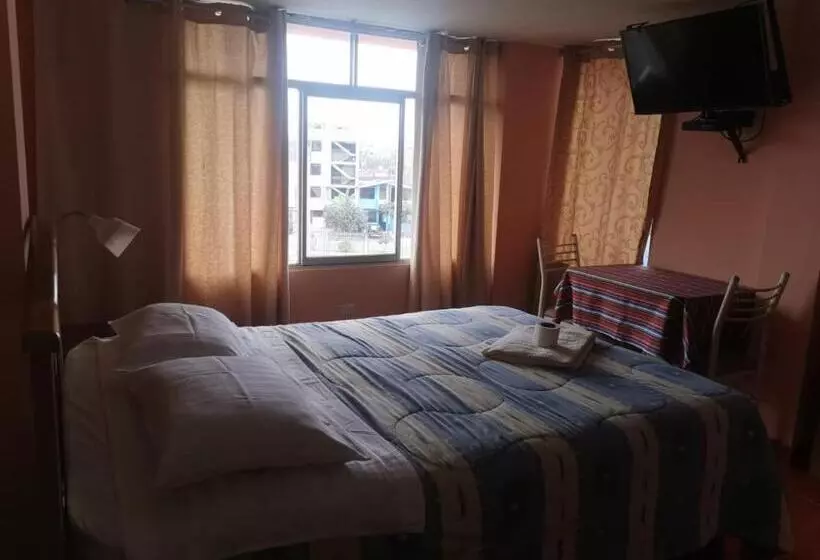 پانسیون Hostal Turístico El Cajamarquez