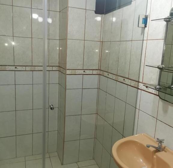 펜션 Hostal Turístico El Cajamarquez