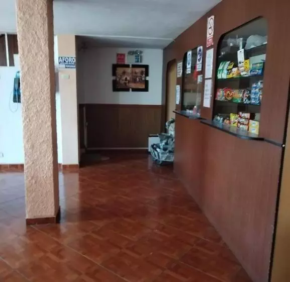پانسیون Hostal Turístico El Cajamarquez