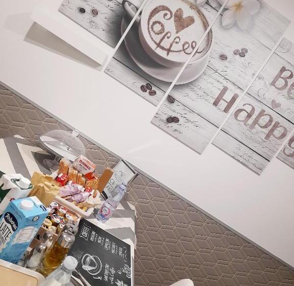 펜션 White House & B