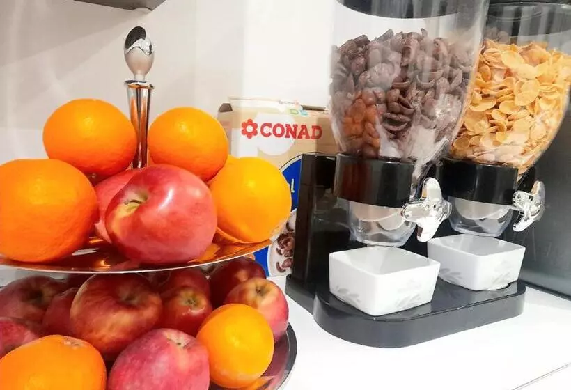 پانسیون White House & B