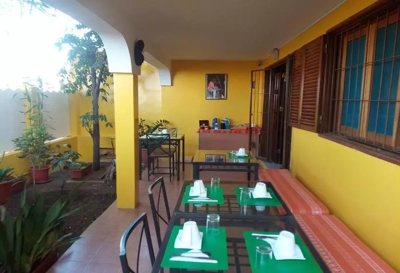 تختخواب و صبحانه O Jardim Do Vinho