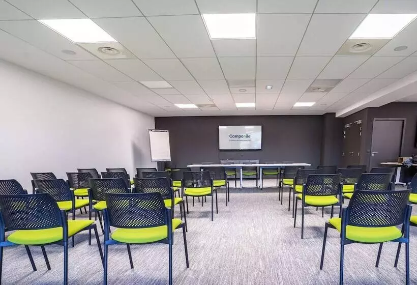 Hotelli Campanile Marseille Est  Aubagne