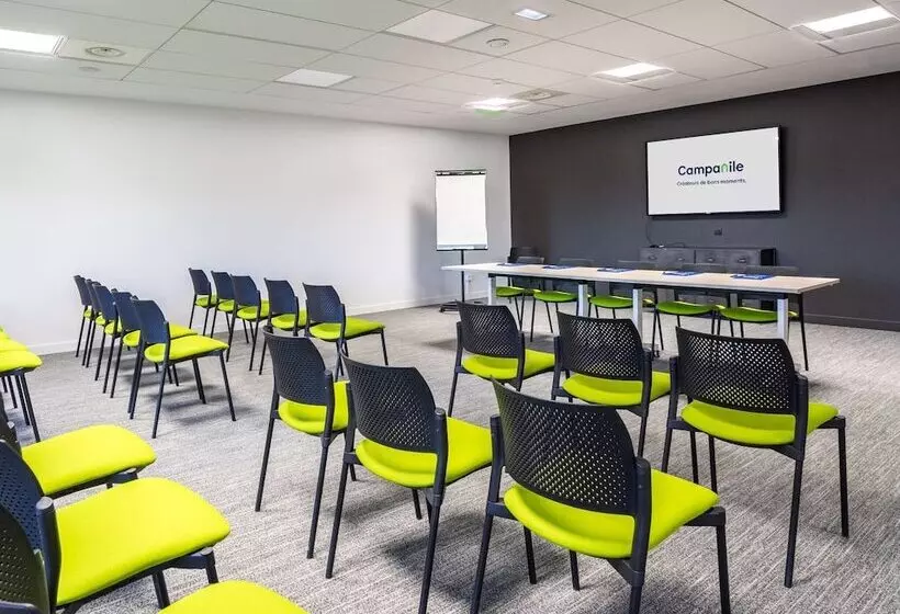 Hotelli Campanile Marseille Est  Aubagne