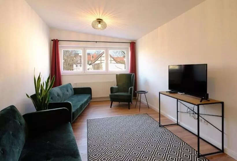 Travel Art Boardinghouse