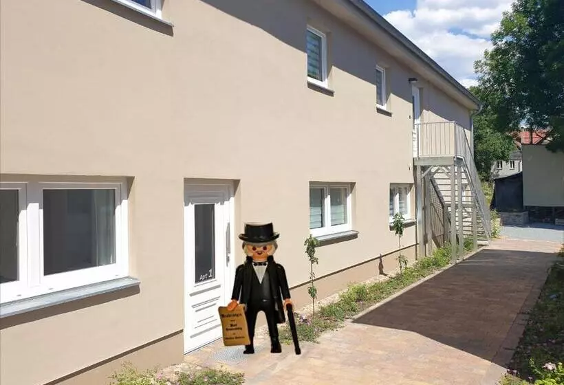Travel Art Boardinghouse