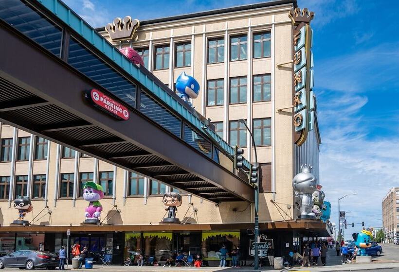 ホテル Indigo Seattle Everett Waterfront Place, An Ihg