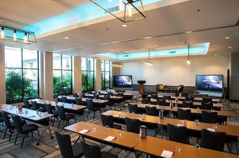 Hotelli Indigo Seattle Everett Waterfront Place, An Ihg