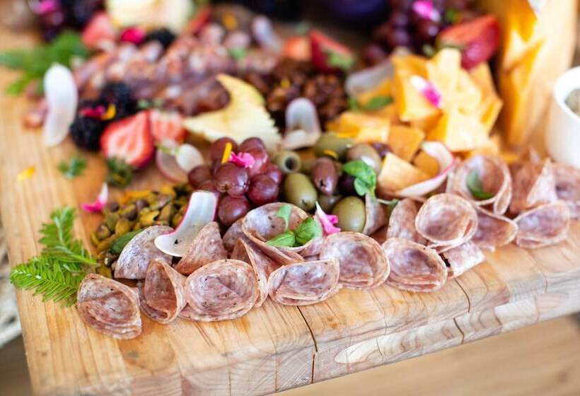 ホテル Indigo Seattle Everett Waterfront Place, An Ihg