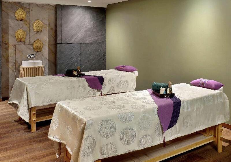 בית מלון כפרי Mercure Makassar Nexa Pettarani