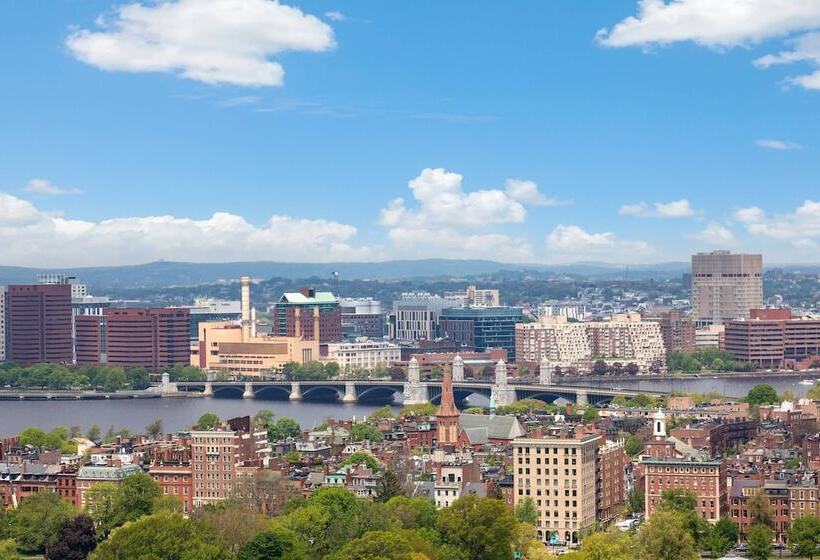 فندق Moxy Boston Downtown