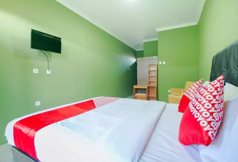 Hotelli Oyo 1014 Bettah Coba 2 Sukabumi