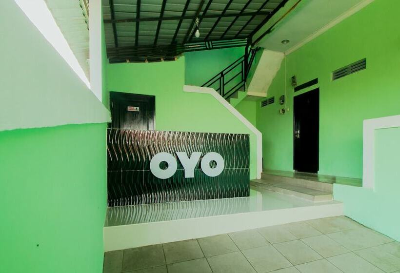 בית מלון כפרי Oyo 1014 Bettah Coba 2 Sukabumi