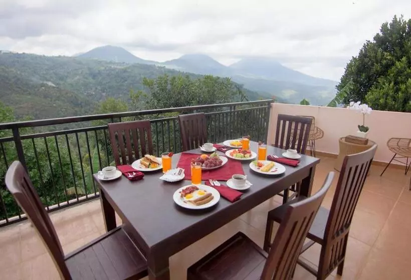 Majatalo Shitala Villa