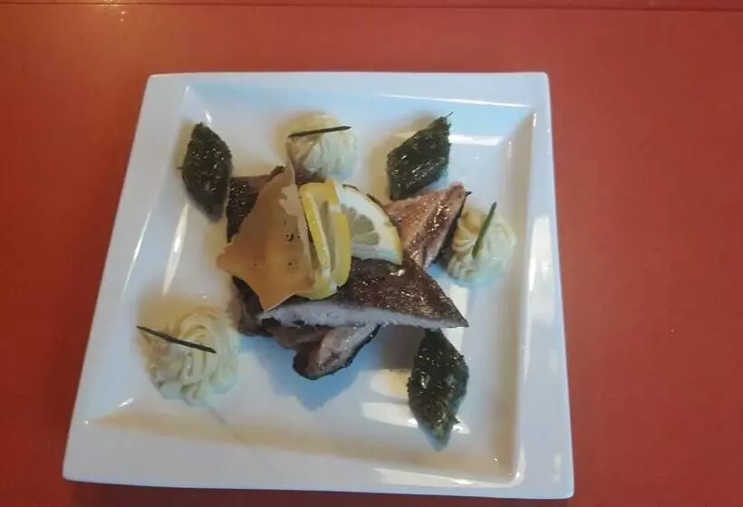 Hotelli Hostellerie Charles De Foucauld