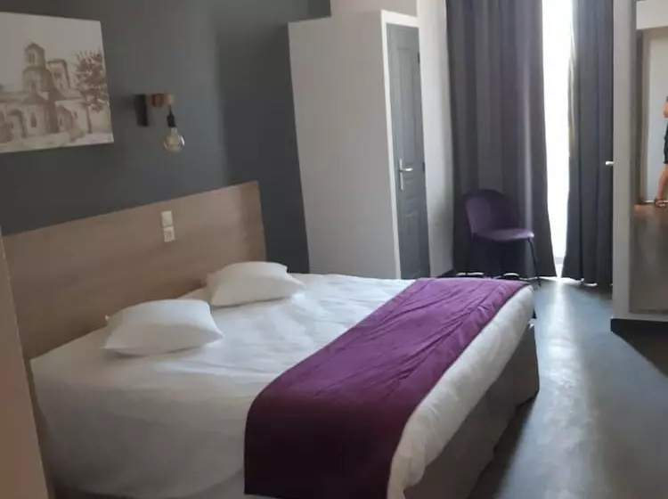 Hotelli Hostellerie Charles De Foucauld