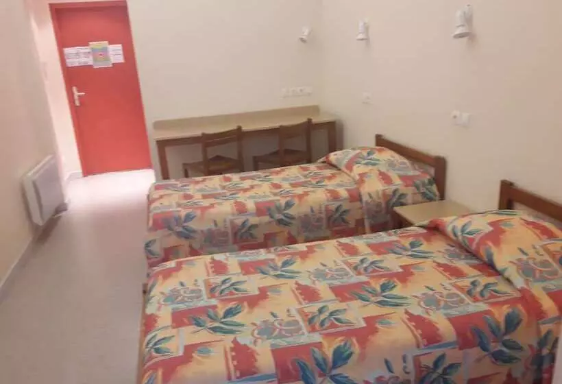 Hotelli Hostellerie Charles De Foucauld