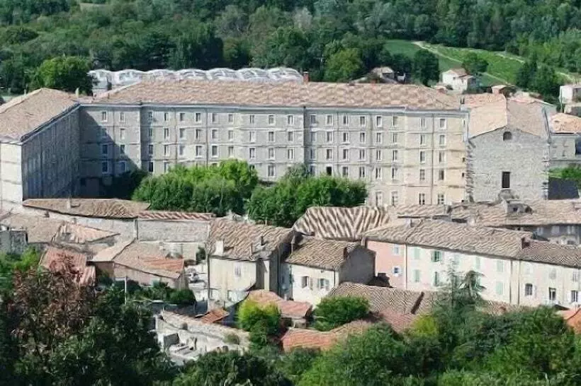 Hotelli Hostellerie Charles De Foucauld