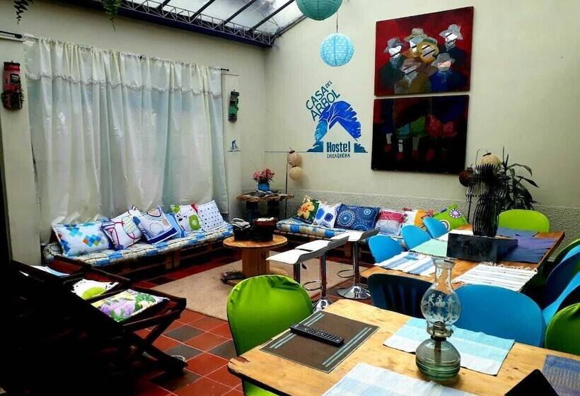 פנסיון Hostel Casa Del Arbol