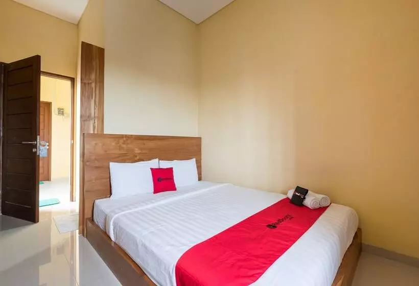ペンション Reddoorz @ Kerta Dalem Sidakarya