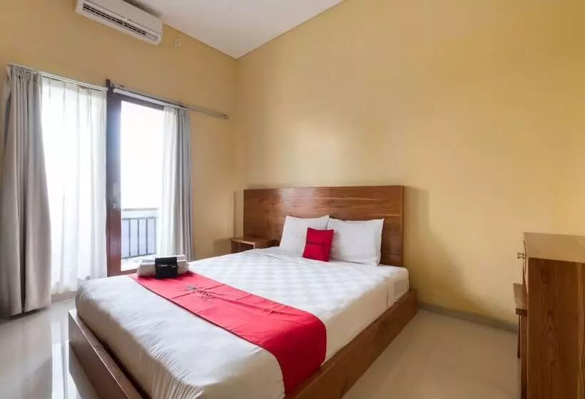 ペンション Reddoorz @ Kerta Dalem Sidakarya