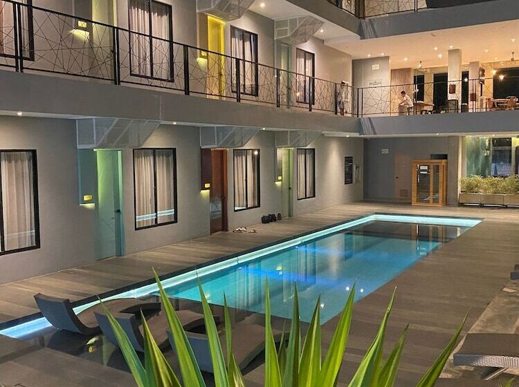 בית מלון כפרי Zenvea