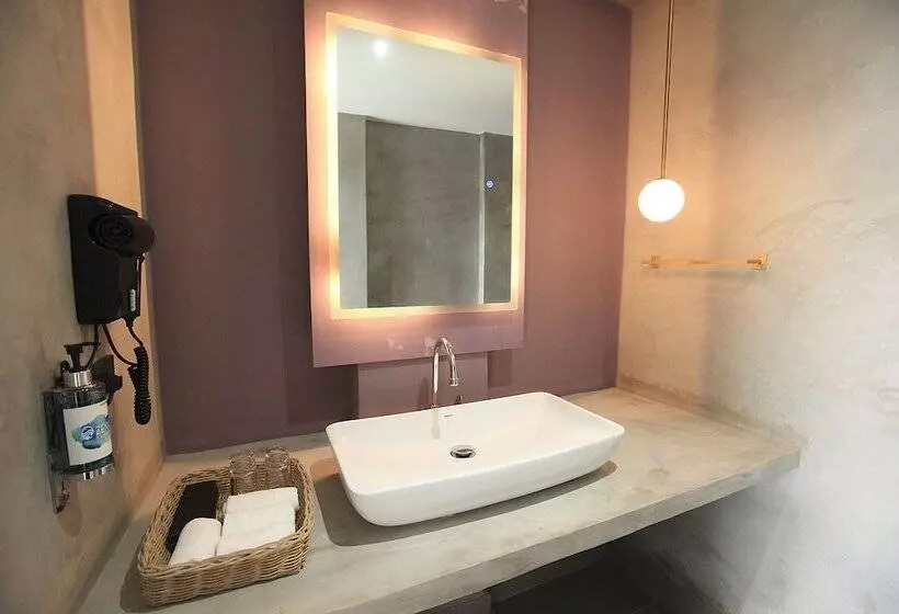 Hotelli Zenvea