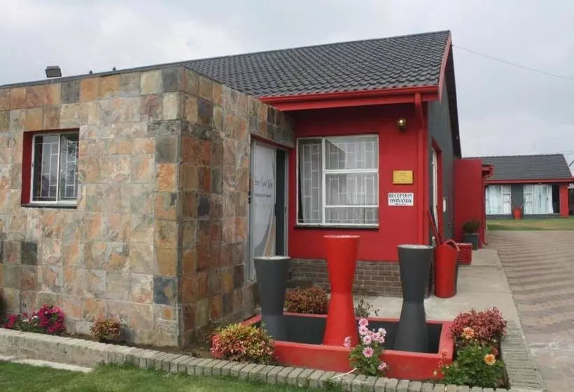 ペンション Pamy Guest Lodge