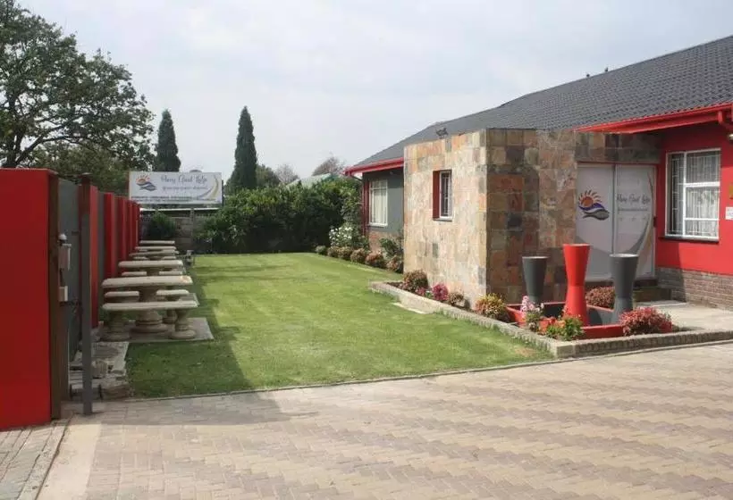 ペンション Pamy Guest Lodge