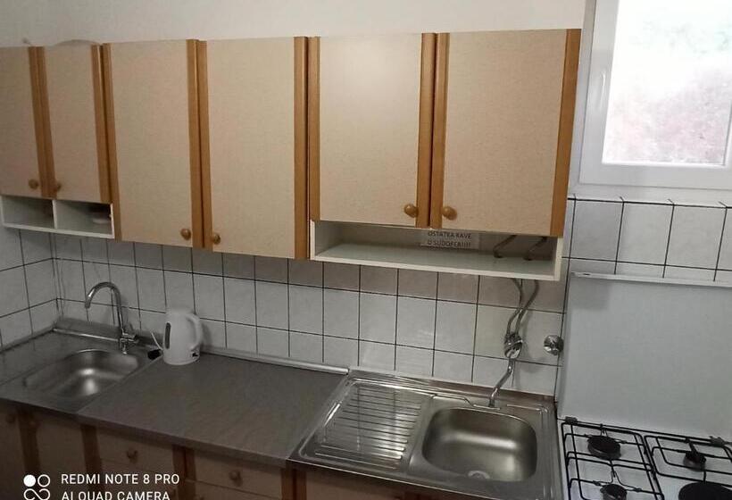 پانسیون Apartmani   Sobe ćosić