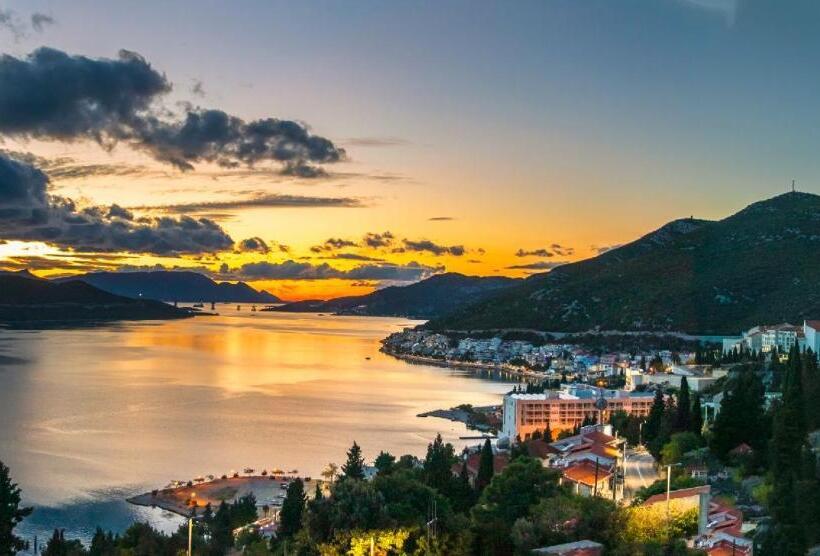 پانسیون Apartmani   Sobe ćosić