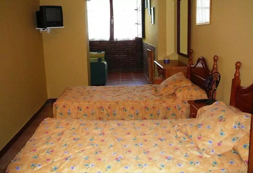 Retkeilymaja Posada Las Anjanas