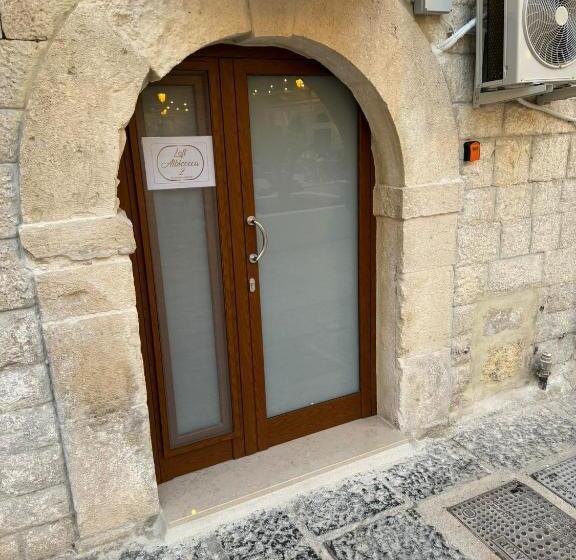 تختخواب و صبحانه Loft Albicocca