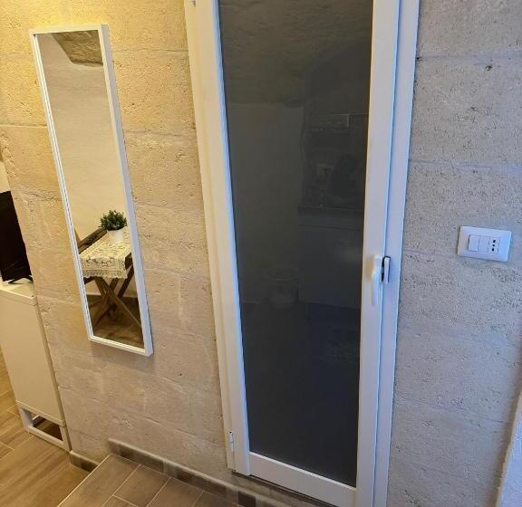 تختخواب و صبحانه Loft Albicocca