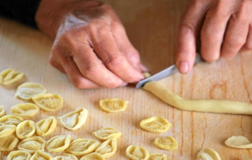 تختخواب و صبحانه Loft Albicocca