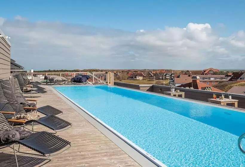 Hotelli Die Sandburg