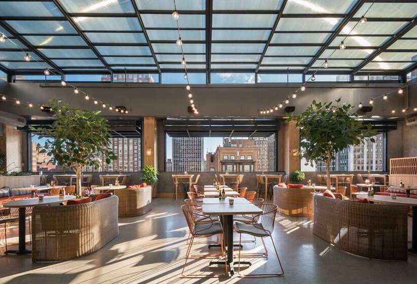 בית מלון כפרי Motto By Hilton Philadelphia Rittenhouse Square