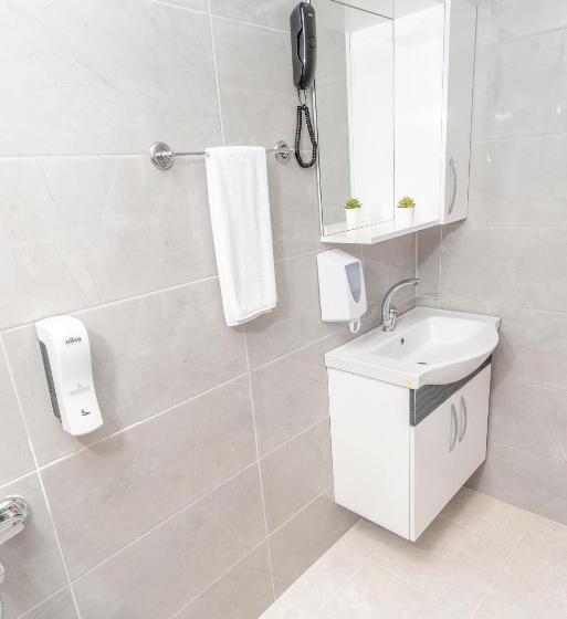 בית מלון כפרי The Breeze