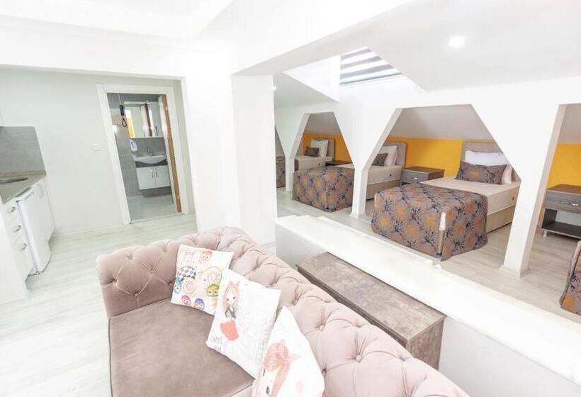 בית מלון כפרי The Breeze