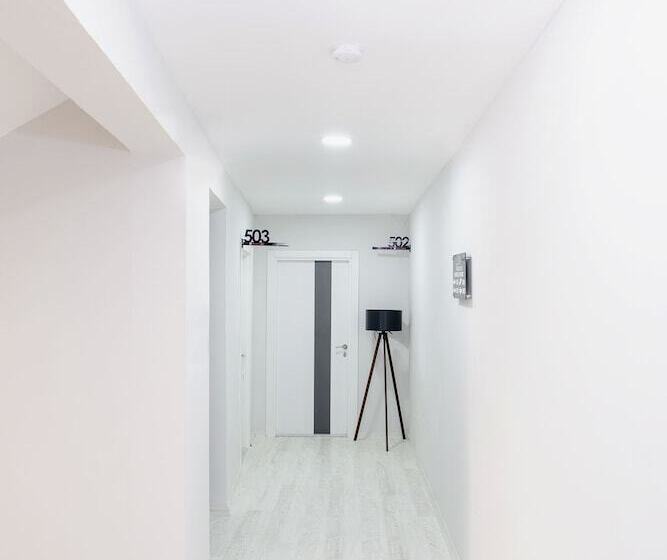 בית מלון כפרי The Breeze