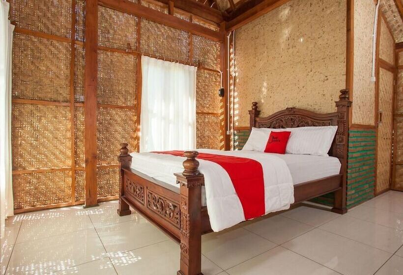 بنسيون Reddoorz Near Banyuwangi Kota Train Station