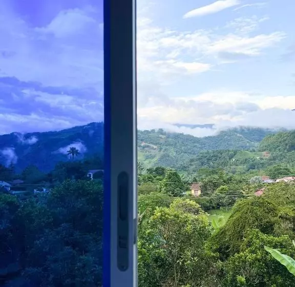 ホテル Cabañas Lluvia De Oro