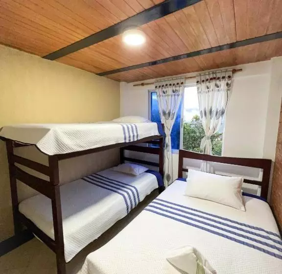 ホテル Cabañas Lluvia De Oro