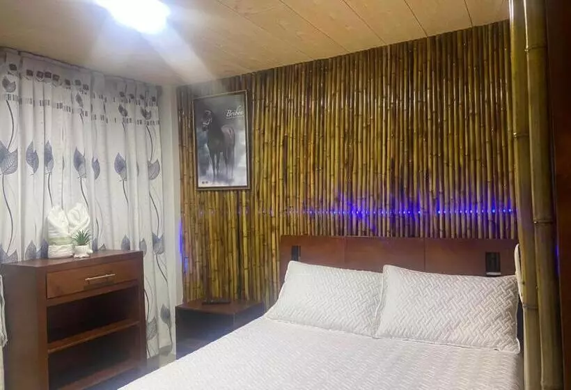 ホテル Cabañas Lluvia De Oro